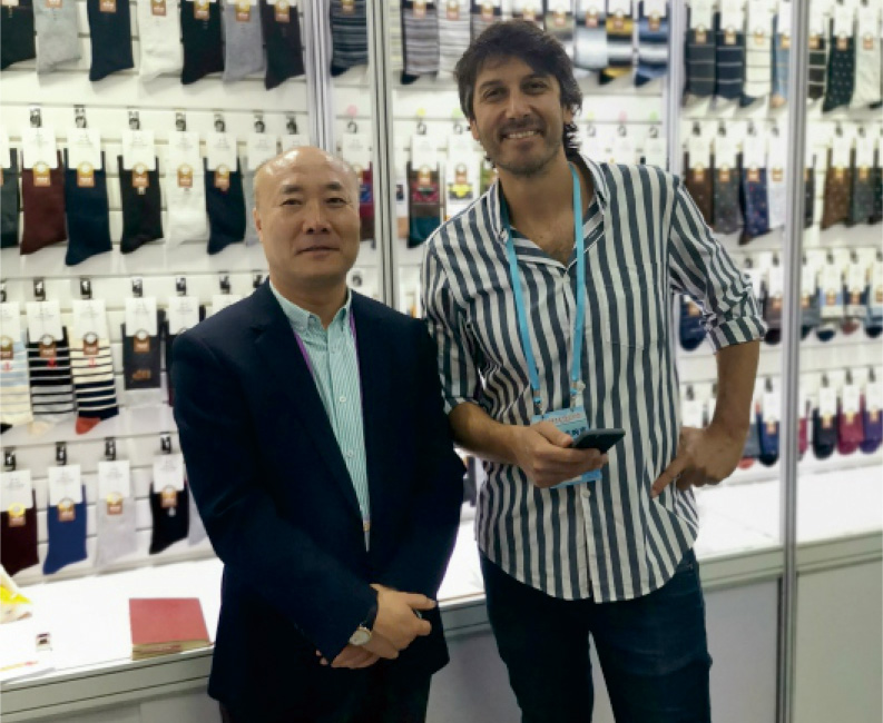 商贸洽谈-他们都选择了保利